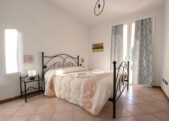 L'angolo Dell'artista Lejlighed Castel dʼAiano