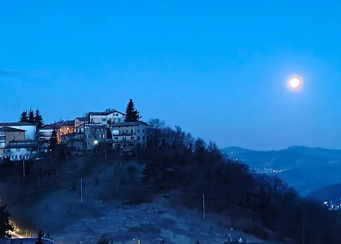 L'angolo Dell'artista Lejlighed Castel dʼAiano